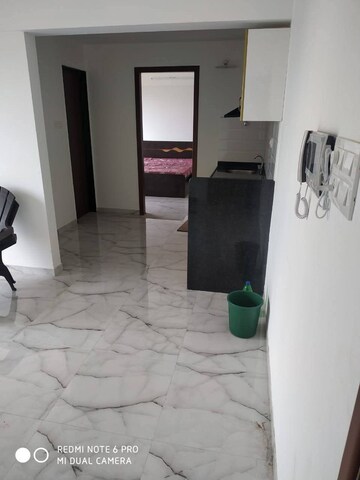 Room in 1 BHK Apartment at VTP One, Kharadi – for Rent