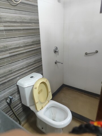Bathroom in 2.5 BHK Villa at RWA Apartments Sector 19, Sector 19 – for Rent