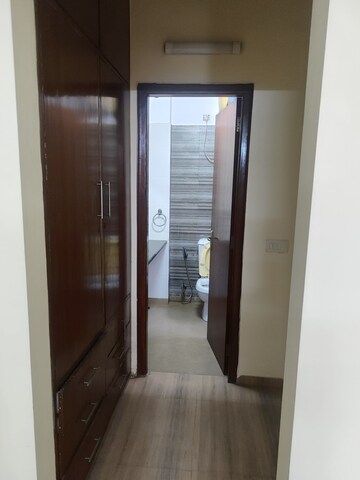 Building Lobby in 2.5 BHK Villa at RWA Apartments Sector 19, Sector 19 – for Rent