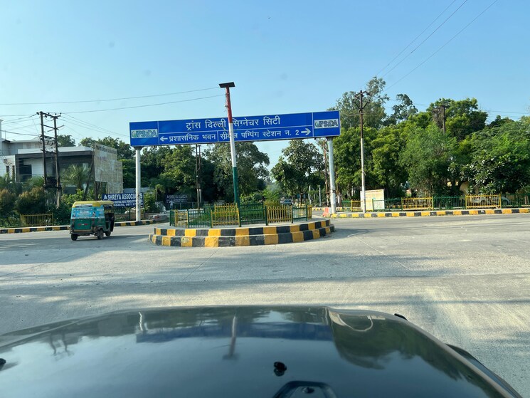 Exterior View, tronica city  100 Sq.Yd. Plot In Tronica City Ghaziabad 9461017