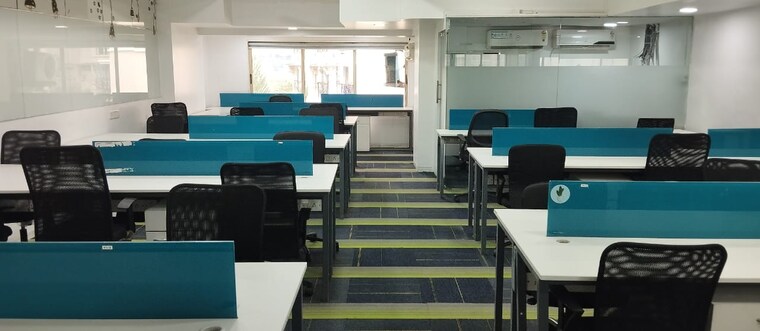 Team Area, aurus-chambers Commercial Office Space 2100 Sq.Ft. In Lower Parel Mumbai 9461019