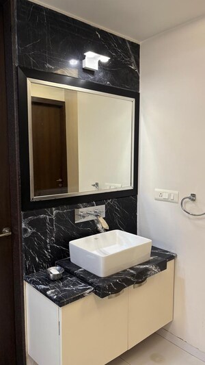 Team Area in 4 BHK Apartment at Thaltej Shilaj Road – for Rent