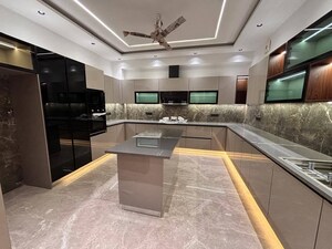 Kitchen in 3 BHK Builder Floor at Sector 48 – for Rent