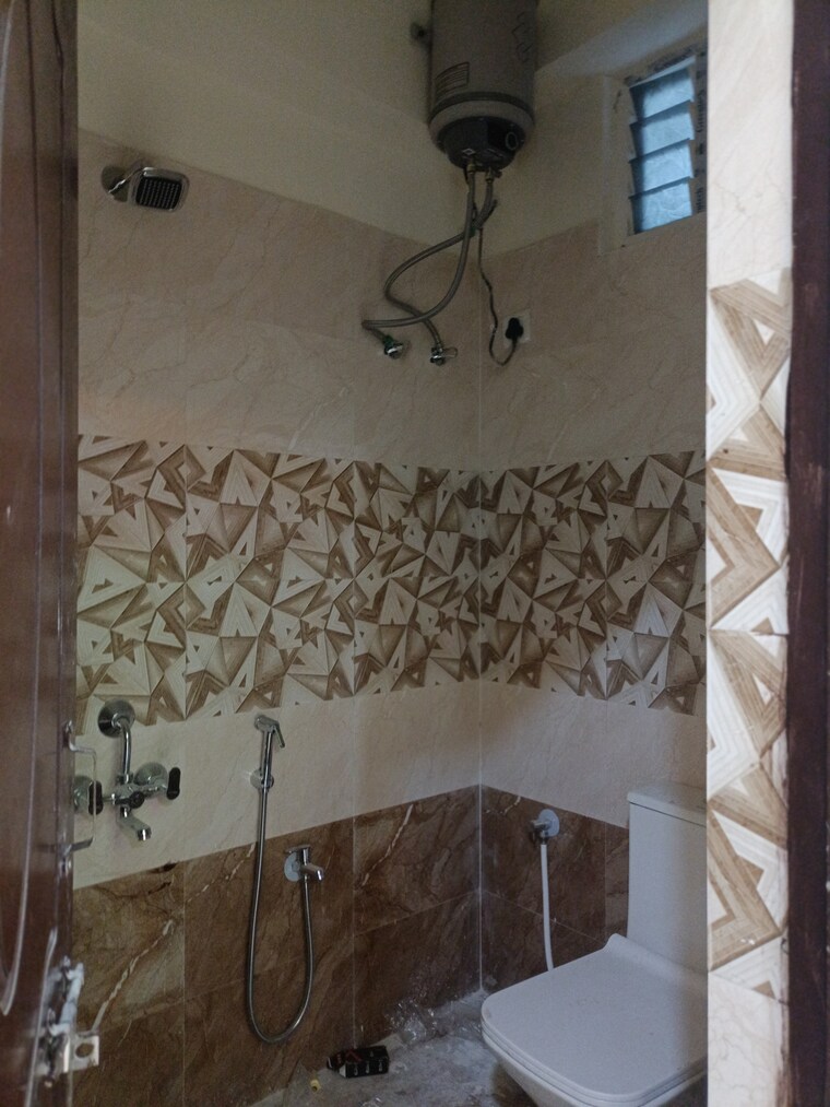Bathroom, sri-sai-ayyapa-sadan 2 Bedroom 1200 Sq.Ft. Apartment In Madhapur Hyderabad 9461072