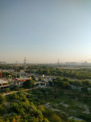 Plot Area in 3 BHK Villa at Amrapali Dream Valley, Tech Zone 4 Greater Noida – for Rent