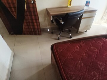 Furnished Amenities in 4 BHK Apartment at JM Florence, Tech Zone 4 Greater Noida – for Rent