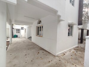 Room in 3 BHK Independent House at Nungambakkam – for Rent