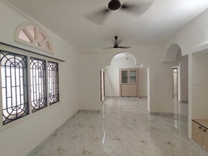 Building Lobby in 3 BHK Independent House at Nungambakkam – for Rent