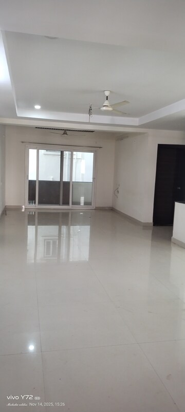 Room in 3 BHK Apartment at Pavani Laxmi Nivas, Madhapur – for Rent