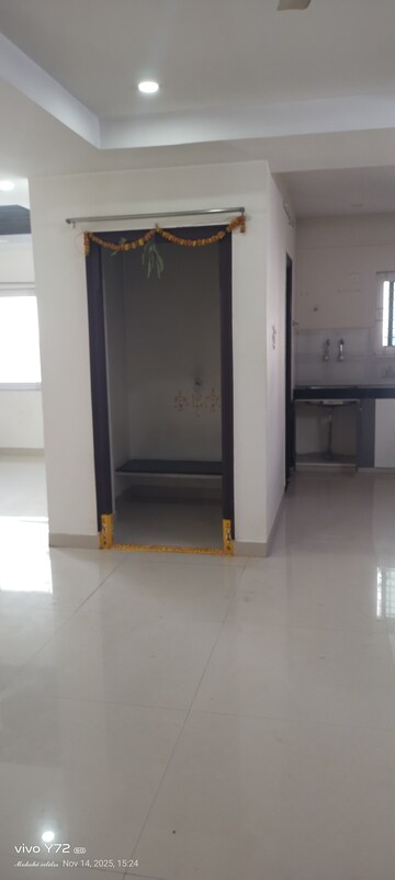 Room in 3 BHK Apartment at Pavani Laxmi Nivas, Madhapur – for Rent