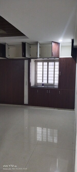 Room in 3 BHK Apartment at Pavani Laxmi Nivas, Madhapur – for Rent