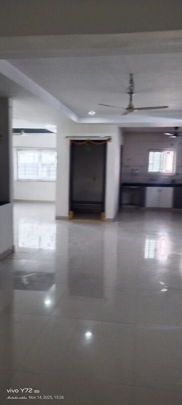 Room in 3 BHK Apartment at Pavani Laxmi Nivas, Madhapur – for Rent