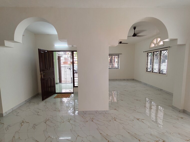 undefined, nungambakkam 3 Bedroom 3000 Sq.Ft. Independent House In Nungambakkam Chennai 9461176