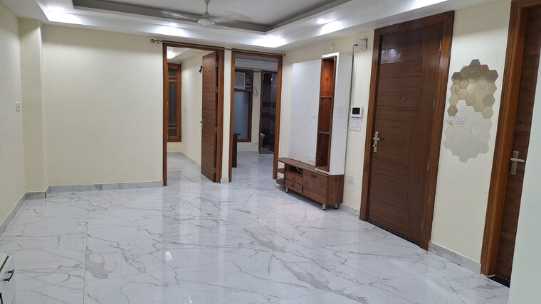Room, sector 31 3 Bedroom 2250 Sq.Ft. Builder Floor In Sector 31 Gurgaon 9461154