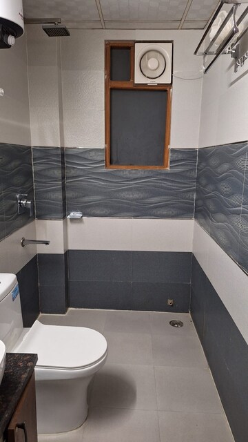 Master Bedroom in 3 BHK Builder Floor at Sector 31 – for Rent