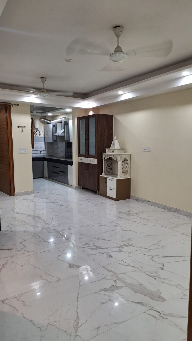 Living Room, sector 31 3 Bedroom 2250 Sq.Ft. Builder Floor In Sector 31 Gurgaon 9461154