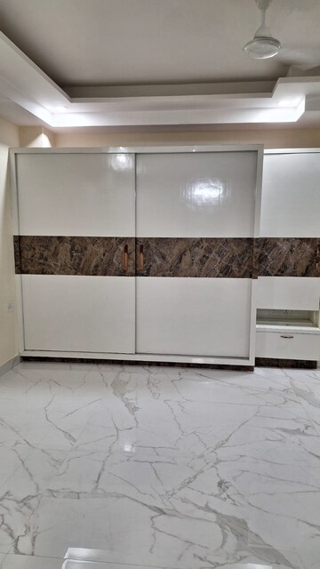 Furnished Amenities in 3 BHK Builder Floor at Sector 31 – for Rent