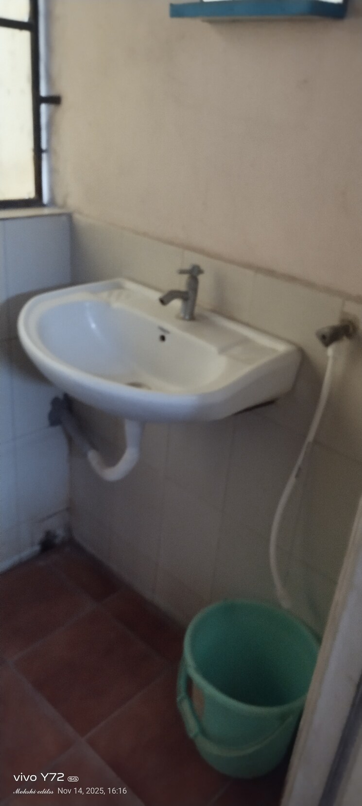 Master Bedroom, pavani-laxmi-nivas 1 RK 400 Sq.Ft. Apartment In Madhapur Hyderabad 9461163