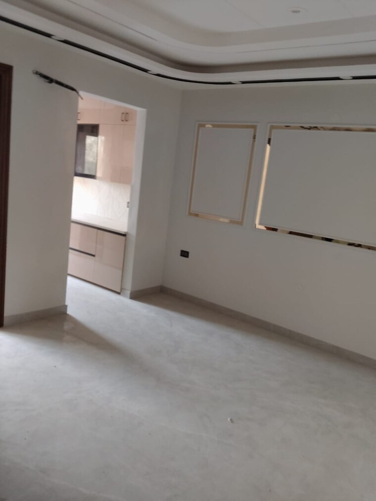 Room, sector 47 3 Bedroom 2223 Sq.Ft. Builder Floor In Sector 47 Gurgaon 9461168