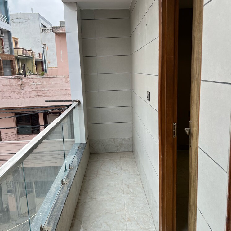 Balcony, nishant-park 3 Bedroom 1800 Sq.Ft. Apartment In Sector 15 Dwarka Delhi 9461190
