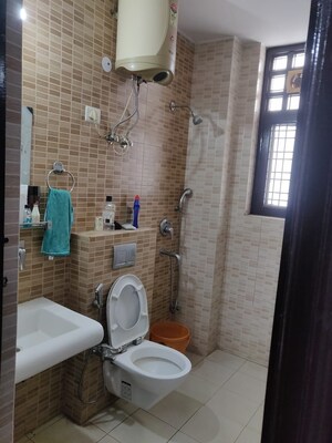 Bathroom in 3 BHK Builder Floor at Sector 40 – for Rent