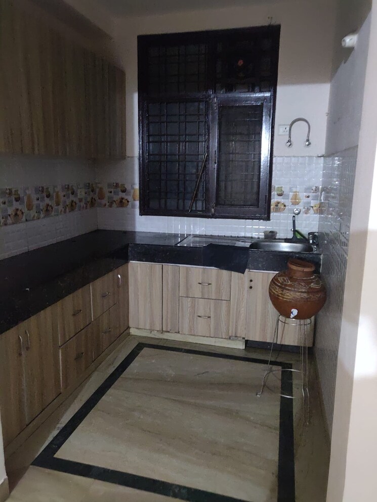 Kitchen, sector 40 3 Bedroom 1499 Sq.Ft. Builder Floor In Sector 40 Gurgaon 9461208