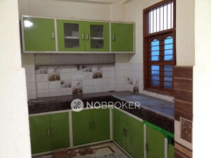 Kitchen in 3 BHK Builder Floor at Sector 40 – for Rent