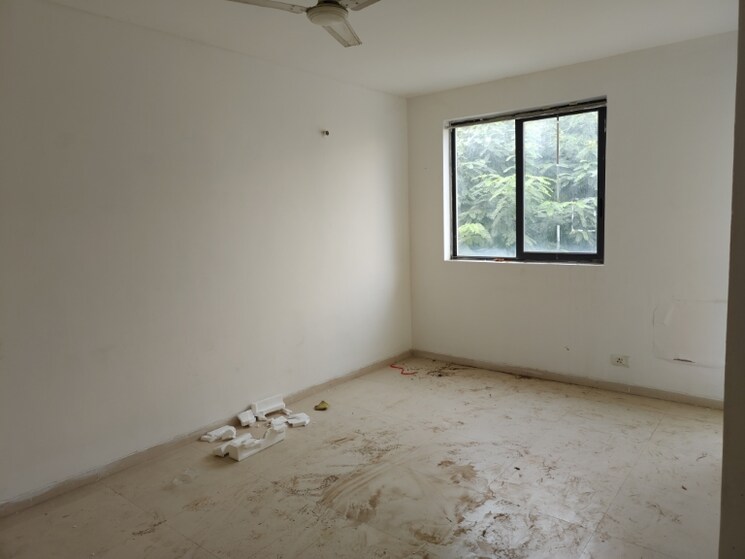 Room, vatika-v-lante 2 Bedroom 1100 Sq.Ft. Apartment In Sector 83 Gurgaon 9461261