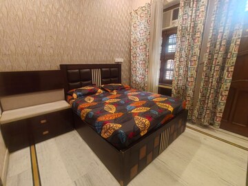 Bedroom in 3 BHK Builder Floor at Sector 31 – for Rent