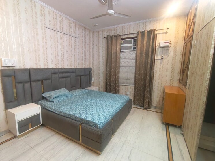 Bedroom, sector 31 3 Bedroom 2249 Sq.Ft. Builder Floor In Sector 31 Gurgaon 9461253