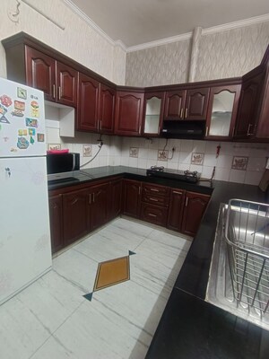 Kitchen in 3 BHK Builder Floor at Sector 31 – for Rent