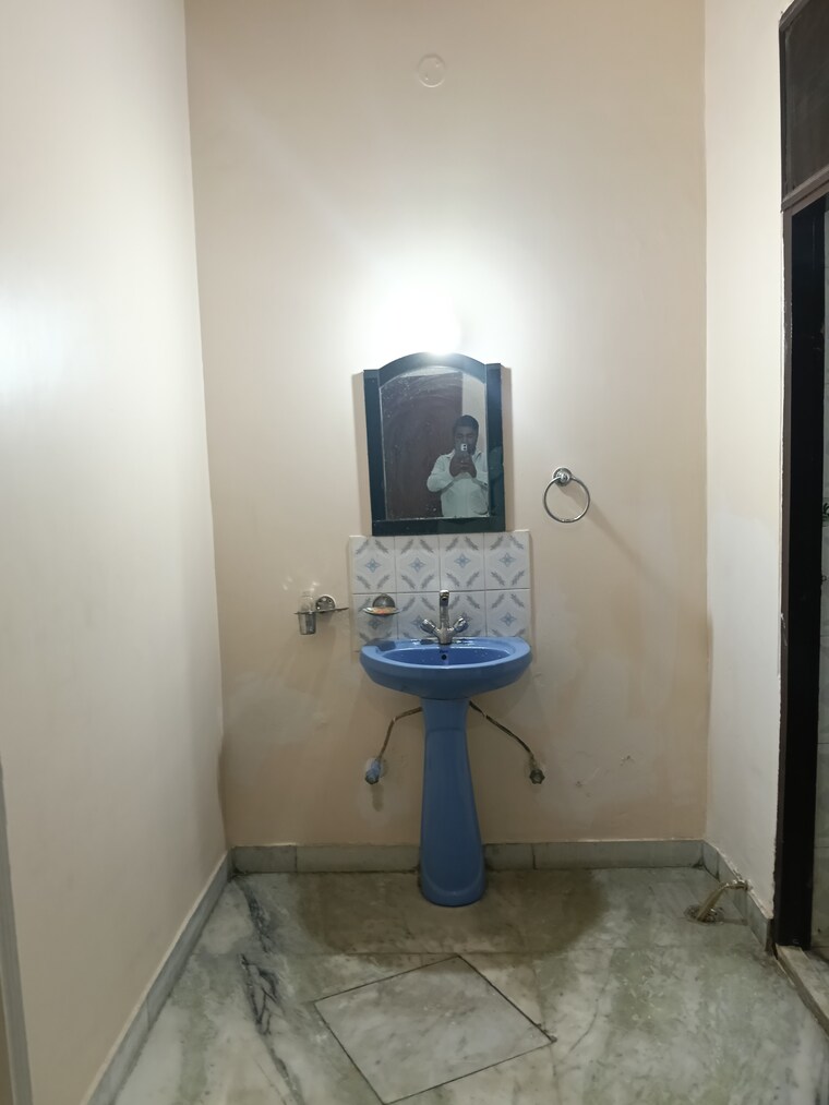 Bathroom, gomti nagar 2 Bedroom 1200 Sq.Ft. Independent House In Gomti Nagar Lucknow 9461263