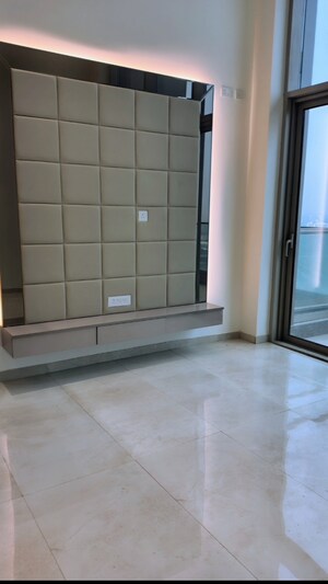 Room in Studio Apartment at M3M Corner Walk, Sector 74 – for Sale