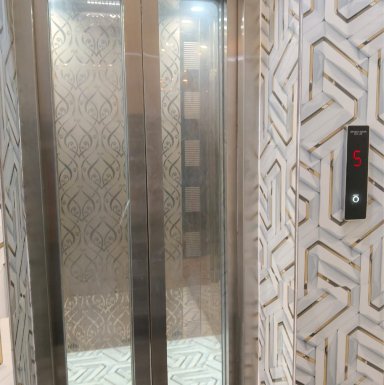 Bathroom, chattarpur 2 Bedroom 800 Sq.Ft. Builder Floor In Chattarpur Delhi 9461356