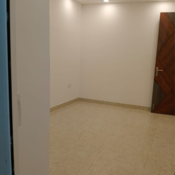 Room in 4 BHK Builder Floor at Chattarpur – for Sale