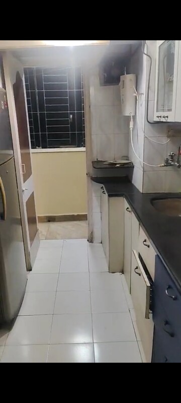 2 BHK Apartment For Rent in Thane West