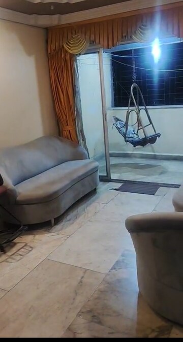 Living Room in 2 BHK Apartment at Thane West – for Rent