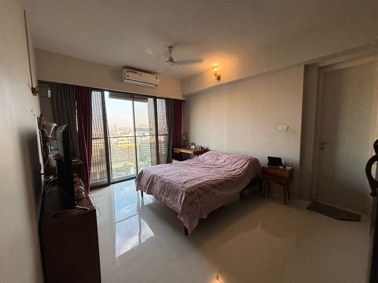 Bedroom, rustomjee-seasons 3 Bedroom 1400 Sq.Ft. Apartment In Bandra East Mumbai 9461421