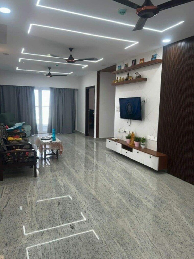  Parking, bodakdev 2 Bedroom 1600 Sq.Ft. Apartment In Bodakdev Ahmedabad 9461429