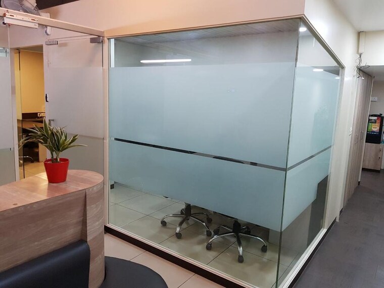 undefined, satra-plaza Commercial Office Space 1750 Sq.Ft. In Vashi Sector 19d Navi Mumbai 9461419