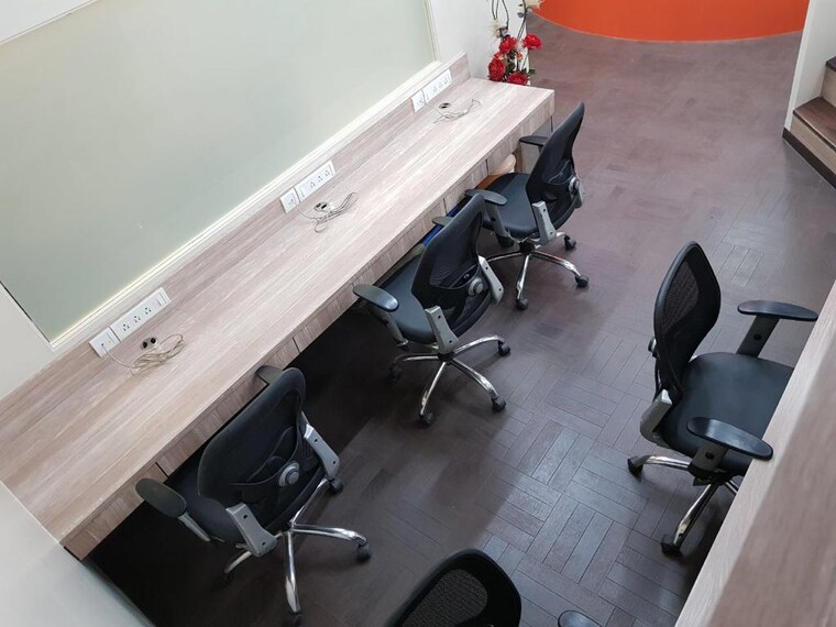 Team Area, satra-plaza Commercial Office Space 1750 Sq.Ft. In Vashi Sector 19d Navi Mumbai 9461419