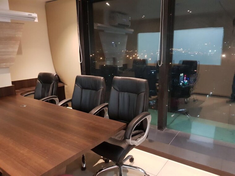 Team Area, satra-plaza Commercial Office Space 1750 Sq.Ft. In Vashi Sector 19d Navi Mumbai 9461419