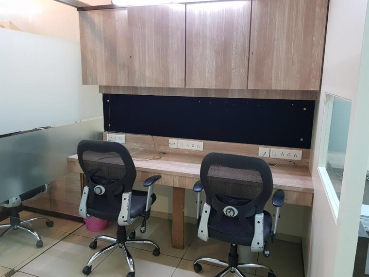 Team Area, satra-plaza Commercial Office Space 1750 Sq.Ft. In Vashi Sector 19d Navi Mumbai 9461419