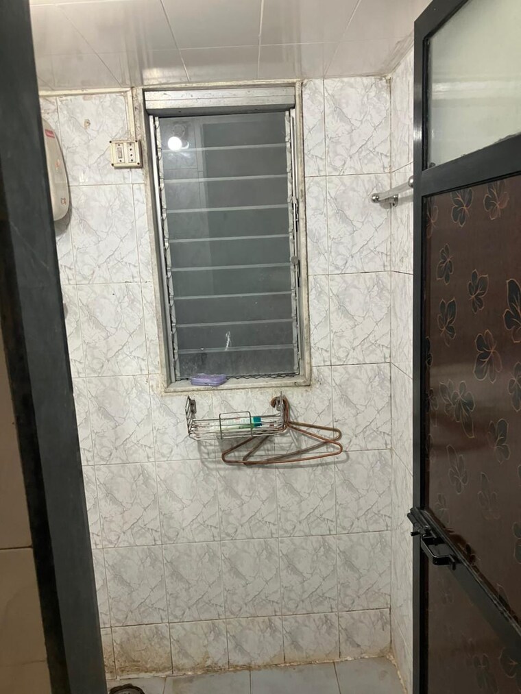 Bathroom, ramgiri-heights 1 Bedroom 400 Sq.Ft. Apartment In Dadar West Mumbai 9461468