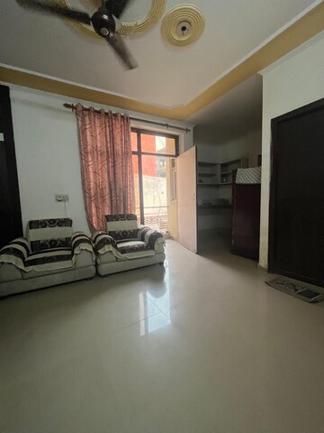 1 BHK Builder Floor For Rent in Saket