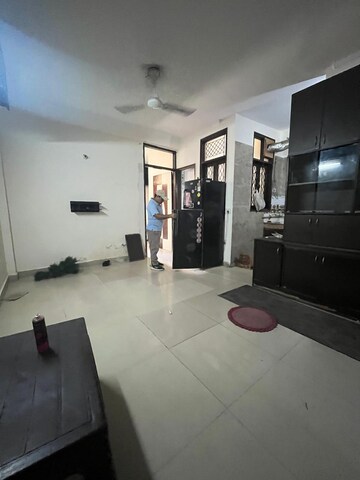 2 BHK Builder Floor For Rent in Saket