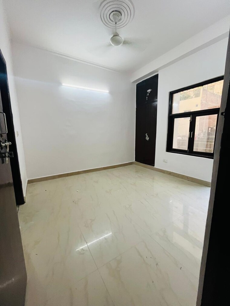 Room, saket 2 Bedroom 850 Sq.Ft. Builder Floor In Saket Delhi 9461446