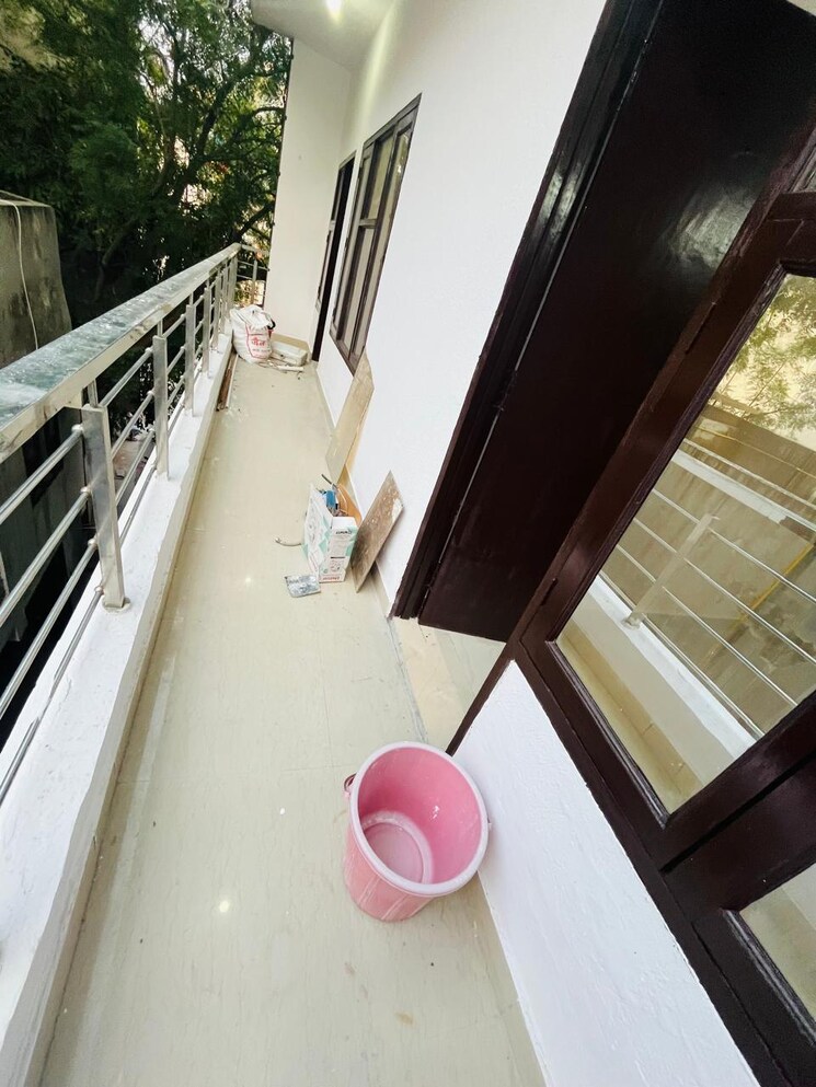 Balcony, saket 2 Bedroom 850 Sq.Ft. Builder Floor In Saket Delhi 9461446