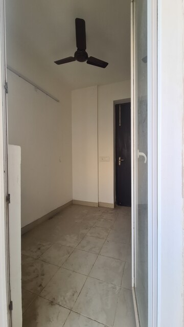 Furnished Amenities in 3 BHK Apartment at 3C Orris Greenopolis, Sector 89 – for Rent