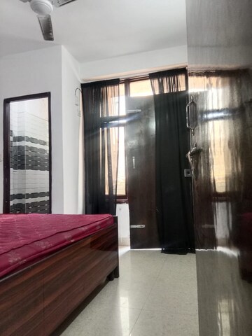 1 BHK Builder Floor For Rent in Saket